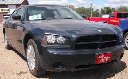 07_Charger_front