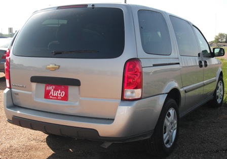 07_uplander_rear