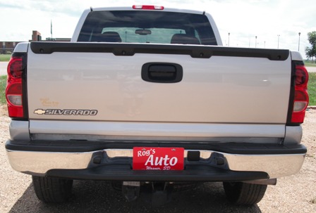 2007_Chevy_Silverado_rear