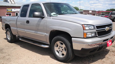 2007_silverado_front