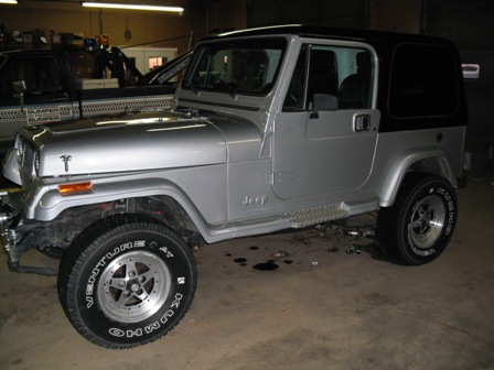 Jeep_front_side